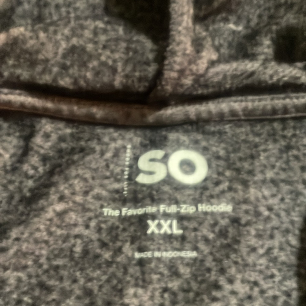 Soft and wearable winebs Jacket with hoodie and front zipper